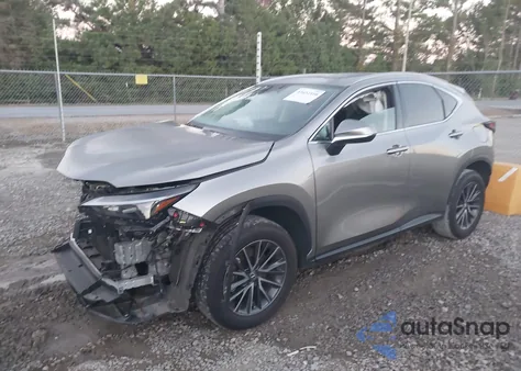 2024 Lexus Nx 250 Premium z USA, uszkodzony, nr VIN 2T2GDCAZ0RC006171